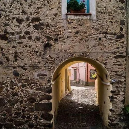 Apartment Domo Su Neulache App Verde- Sos Alinos